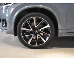 Volvo XC90 2,0 B5 AWD Plus Dark Bezklíč - 7