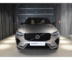 Volvo XC60 2,0 B4 AWD Plus Dark Vzduch - 6