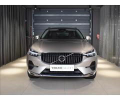 Volvo XC60 2,0 B4 AWD Plus Bright Bezklíč - 6