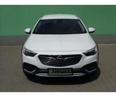 Opel Insignia 2,0 CDTi 154kW COUNTRY TOURER - 10