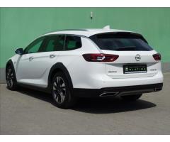 Opel Insignia 2,0 CDTi 154kW COUNTRY TOURER - 14