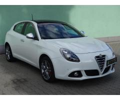 Alfa Romeo Giulietta 2,0 128kW TCT SERVISKA - 8