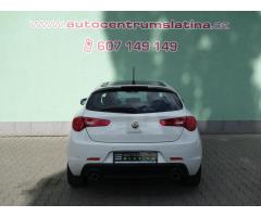 Alfa Romeo Giulietta 2,0 128kW TCT SERVISKA - 9