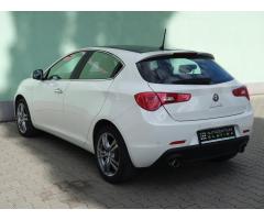 Alfa Romeo Giulietta 2,0 128kW TCT SERVISKA - 10