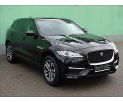 Jaguar F-Pace 2,0 20d AWD PRESTIGE - 12