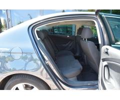 Volkswagen Passat 1.4 TSi 110 kw DSG Highline - 21