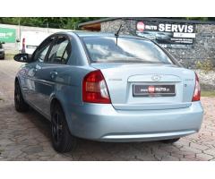 Hyundai Accent 1.4i 71 kw "CZ"2.majitel" - 9