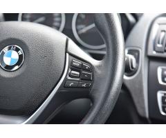 BMW Řada 1 2.0 D 135 kw Sport Line - 25