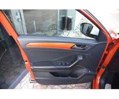 Volkswagen T-Roc 2.0 TDI STYLE 4Motion DSG - 21