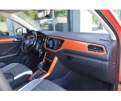 Volkswagen T-Roc 2.0 TDI STYLE 4Motion DSG - 24