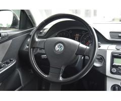 Volkswagen Passat 1.4 TSi 90 kw Sportline - 26