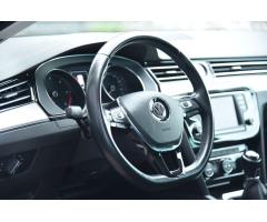 Volkswagen Passat 2.0 TDi 110 kw Highline - 13