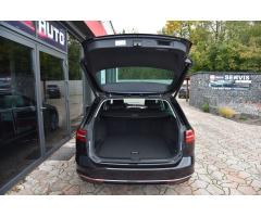 Volkswagen Passat 2.0 TDi 110 kw Highline - 41