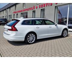 Volvo V90 2.0 B4 AWD Momentum Pro,1.Maj - 11