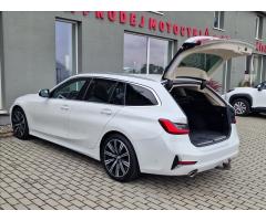 BMW Řada 3 320d xDrive,Luxury,ČR,1.Maj. - 42