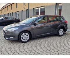 Ford Focus 1.5 TDCI Titanium,ČR,1.Maj. - 6