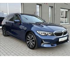 BMW Řada 3 320d xDrive Luxury,ČR,1.Maj. - 3