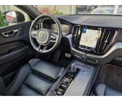 Volvo XC60 2.0 B4 AWD R-Design,ČR,1.Maj. - 37