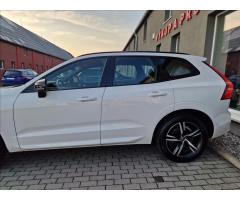 Volvo XC60 2.0 B4 AWD R-Design,ČR,1.Maj. - 42