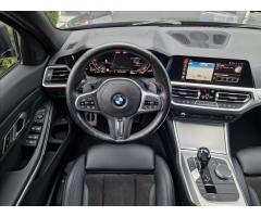 BMW Řada 3 320d xDrive M Sport,ČR,1.Maj. - 12