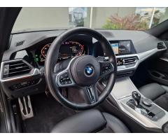 BMW Řada 3 320d xDrive M Sport,ČR,1.Maj. - 20