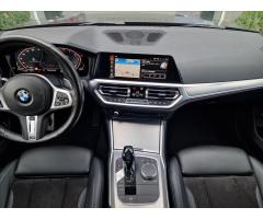 BMW Řada 3 320d xDrive M Sport,ČR,1.Maj. - 24