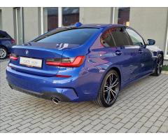 BMW Řada 3 320d xDrive M Sport,ČR,1.Maj. - 10