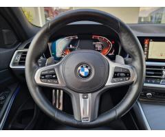 BMW Řada 3 320d xDrive M Sport,ČR,1.Maj. - 21