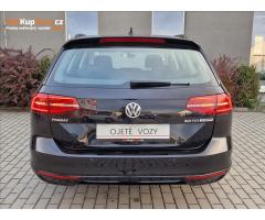 Volkswagen Passat 2.0 TDI DSG Comfortline,ČR - 9