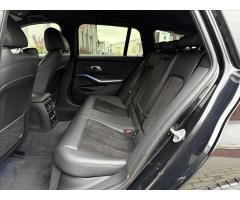 BMW Řada 3 320d xDrive,M Sport,ČR,1.Maj - 13