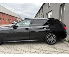 BMW Řada 3 320d xDrive,M Sport,ČR,1.Maj - 42