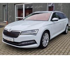 ŠKODA SUPERB COMBI 2.0TDI 140 LAURIN&K 4X4 DSG 7ST