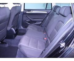 Volkswagen Passat 2,0 TDI 110kW Comfortline - 16