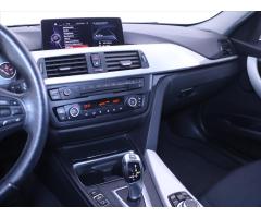 BMW Řada 3 2,0 320d xDrive Touring CZ - 25