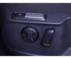 Volkswagen Passat 2,0 TDI Matrix Panorama Virtual - 18