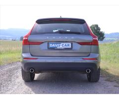 Volvo XC60 2,0 B5 AWD Aut. Momentum Pro - 6