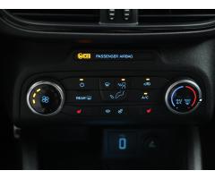 Ford Focus 2,0 TDCI ST-Line Navigace DPH - 29