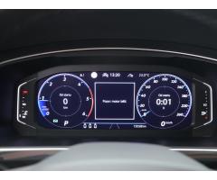 Volkswagen Tiguan 2,0 TDI 4x4 DSG R-Line Matrix DPH - 21