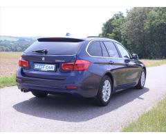 BMW Řada 3 2,0 320d Advantage Touring - 7