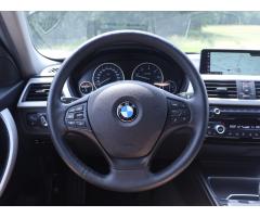 BMW Řada 3 2,0 320d Advantage Touring - 20