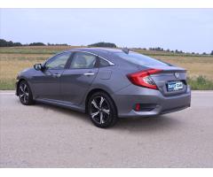 Honda Civic 1,5 VTEC TURBO Executive CVT - 5