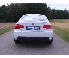 BMW Řada 3 2,0 320d xDrive Coupe Xenon Alcantara - 6