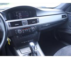 BMW Řada 3 2,0 320d xDrive Coupe Xenon Alcantara - 25