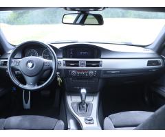 BMW Řada 3 2,0 320d xDrive Coupe Xenon Alcantara - 32