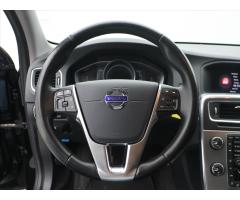 Volvo S60 2,0 T3 Drive-E Kinetic DPH Navi - 19