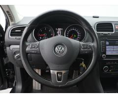 Volkswagen Golf 2,0 TDI DSG Style Panorama 1.Maj - 18