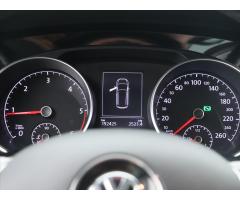 Volkswagen Touran 2,0 TDI DSG CZ Comfortline - 20