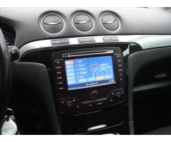 Ford S-MAX 2,0 TDCi Convers+ Navi 7-Míst - 21