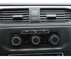 Volkswagen Caddy 2,0 TDI CZ Maxi 7-Míst DPH - 24