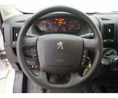 Peugeot Boxer 2,2 HDI 121kW Klima 7-Míst DPH - 19